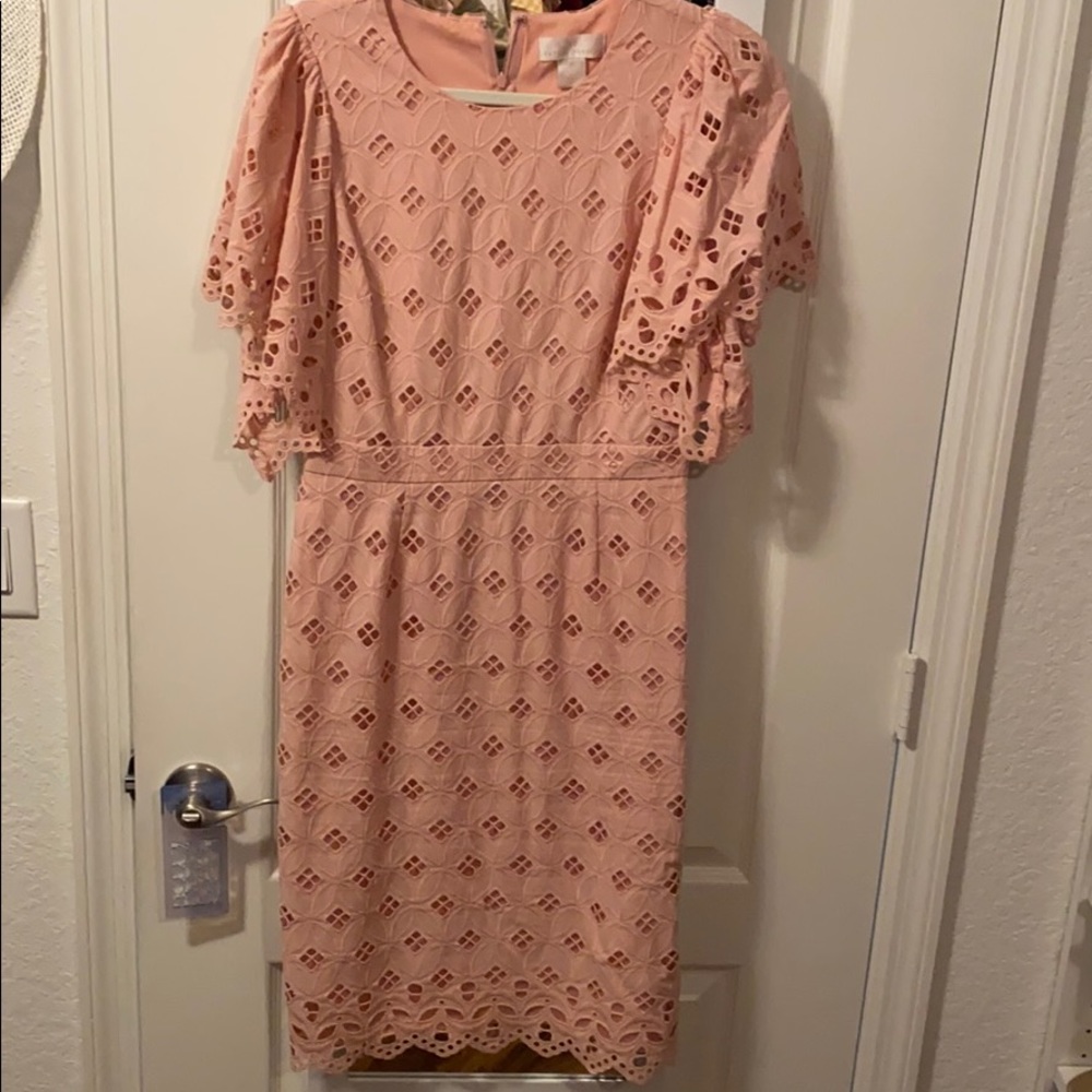 Beautiful eyelet dress. Completely lined